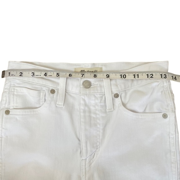MADEWELL 10" High-Rise Skinny Jeans in Pure White - Picture 11 of 13